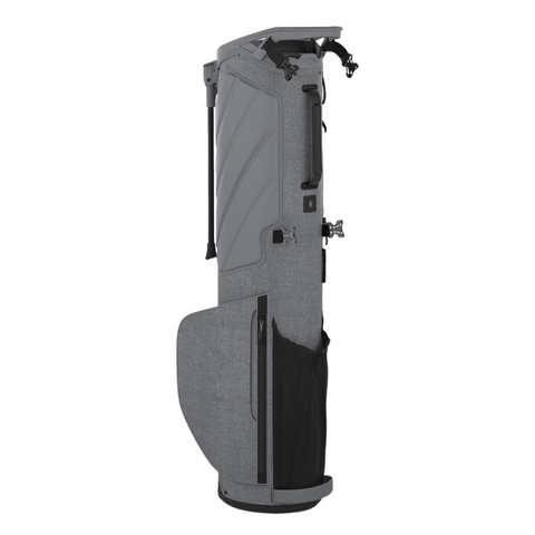 A side view of the gray Callaway Par 3 Stand Bag by Callaway, featuring a lightweight, minimalist design with a zippered pocket, mesh compartment, top carrying handle, and sleek profile.