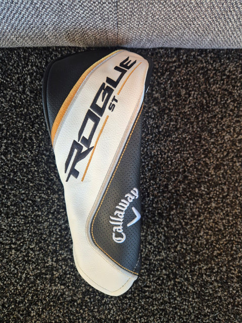 Matching Callaway Rogue ST headcover included with used women's 5 wood