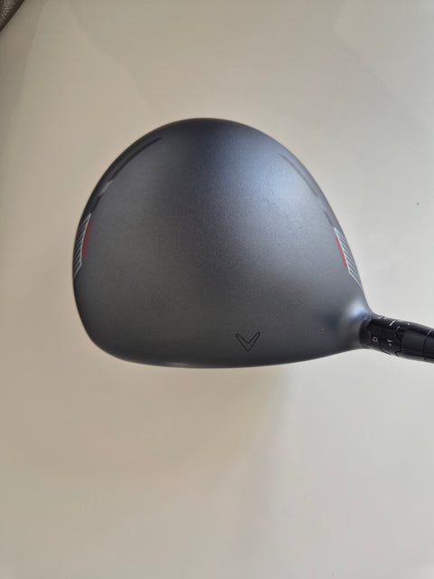 Callaway X Hot driver crown showing cosmetic markings