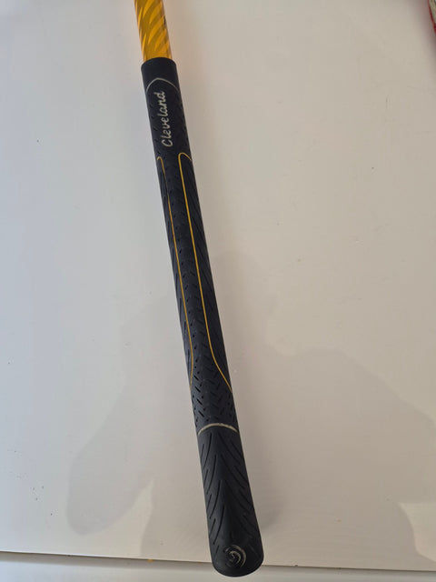 Black Cleveland rubber grip fitted to the used Launcher driver