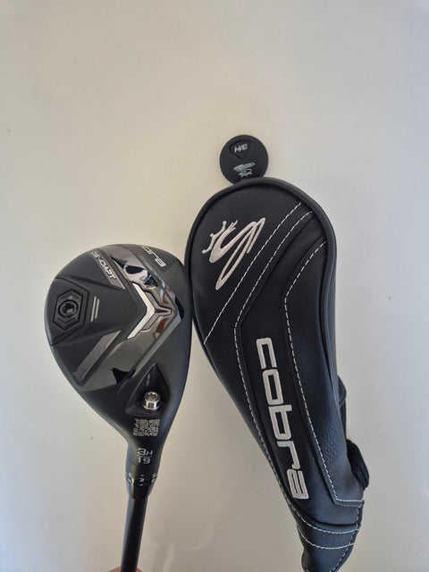 Cobra DS-ADAPT 3 hybrid 19 degree right-handed in excellent used condition with generic Cobra 3H cover