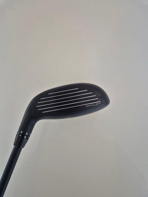 Cobra DS-ADAPT 3 hybrid H.O.T. face showing excellent used condition