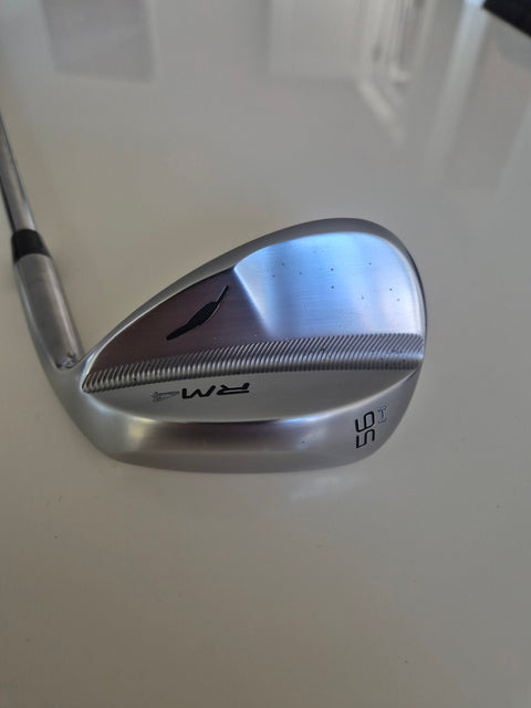 Fourteen RM-4 56H wedge back and sole