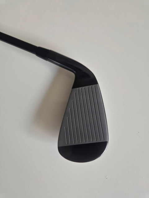 Used Mizuno Pro Fli-Hi 2 iron clubface