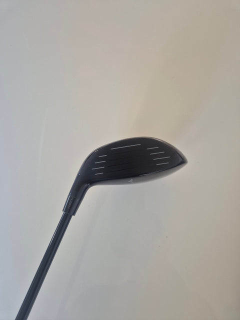 Face of the right-handed Mizuno ST-MAX 230 15 degree 3 wood
