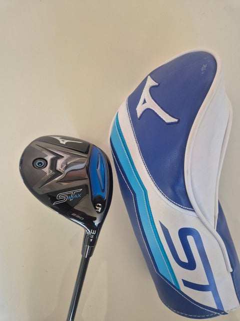 Used Mizuno ST-MAX 230 15 degree 3 wood with included Mizuno headcover and visible sole blemish near ST-MAX logo