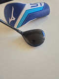 Crown of the actual Mizuno ST-MAX 230 3 wood in excellent used condition