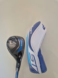 Used right-handed Mizuno ST-Z 230 22 degree hybrid with included Mizuno headcover