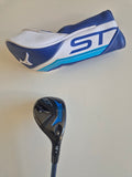 Sole and 19 degree loft marking on the Mizuno ST-Z 230 hybrid