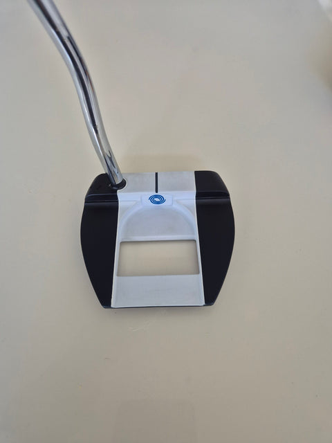 Odyssey Ai-ONE Cruiser Jailbird putter topline and alignment view