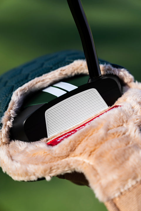 Odyssey TRTL Max Broomstick putter face and Ai-Star grooves resting inside its lined headcover