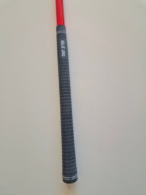 Tour Pride grip fitted to the actual used PGF Status SP1 women's 7 wood