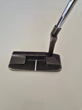 Address view and alignment line of used left-handed PING Sigma G Kinloch CB putter