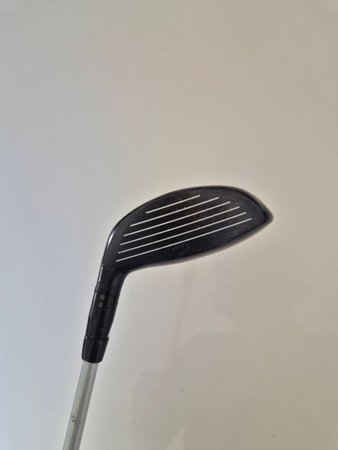 Face and SureFit hosel of used Titleist 913F 21 degree fairway wood