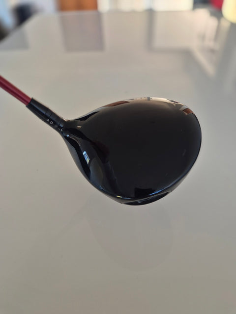 Titleist GT2 11 degree used driver crown at address