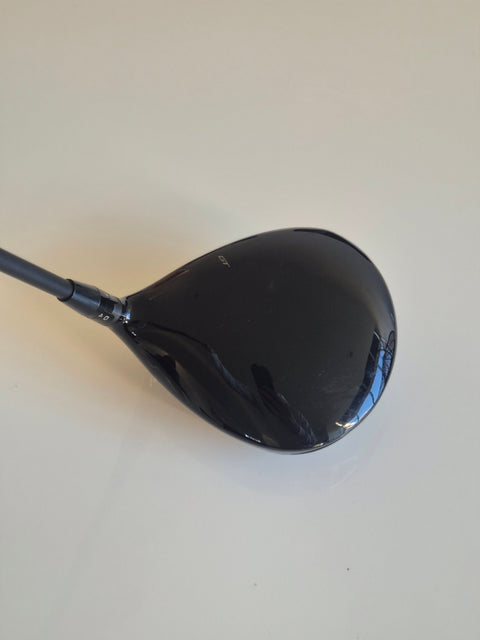 Used Titleist GT2 right-handed driver crown condition