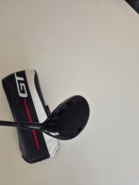 Matching Titleist GT headcover included with used GT2 fairway wood