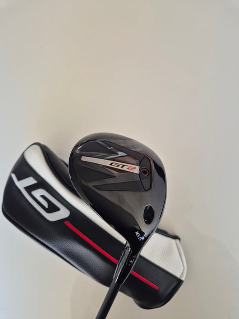 Titleist GT2 16.5 degree fairway wood sole with matching headcover