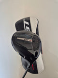 Titleist GT3 9 degree right-handed driver sole in good used condition with matching headcover