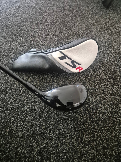 Used Titleist TSR3 19 degree hybrid crown with matching headcover