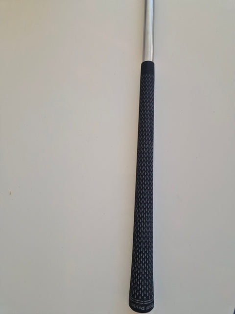 Golf Pride grip on the used Titleist TSi2 women's fairway wood