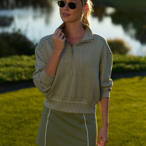 TravisMathew Printed Skyloft Echo ½ Zip Women's Pullover | Olive Houndstooth