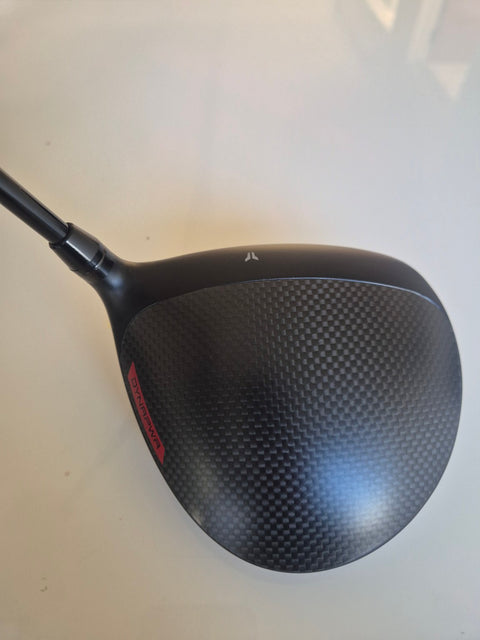 Actual used Wilson DYNAPWR Carbon 10.5 driver carbon crown condition