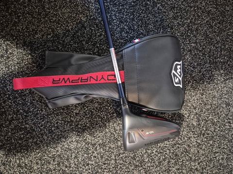 Used Wilson DYNAPWR driver shaft and matching headcover