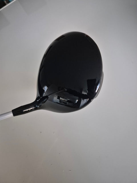 Used Titleist TSi2 10 degree right-handed driver crown condition