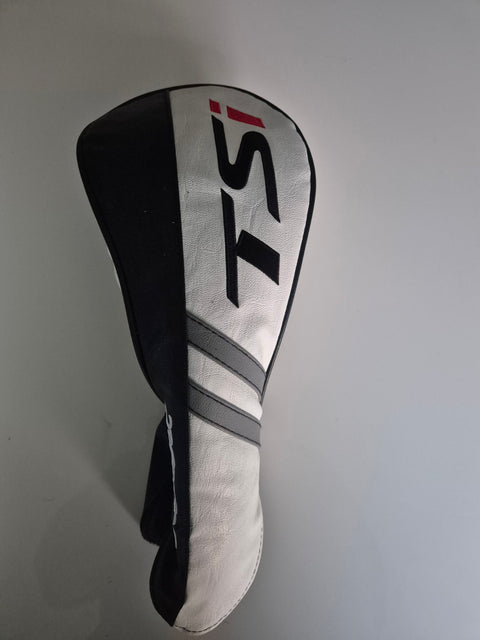 Original Titleist TSi driver headcover included with used right-handed driver