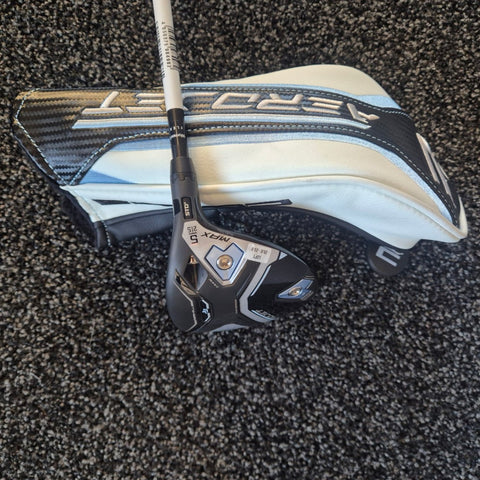 Matching Cobra Aerojet headcover included with used women's 5 wood