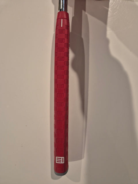 Used Evnroll ER7V putter red grip in good condition
